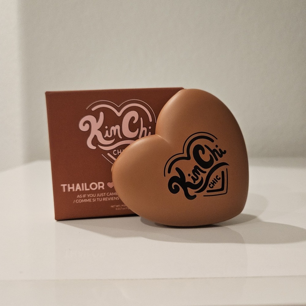 KIMCHI CHIC BEAUTY THAILOR BRONZER ( I Went To Venice) 0.317 Oz